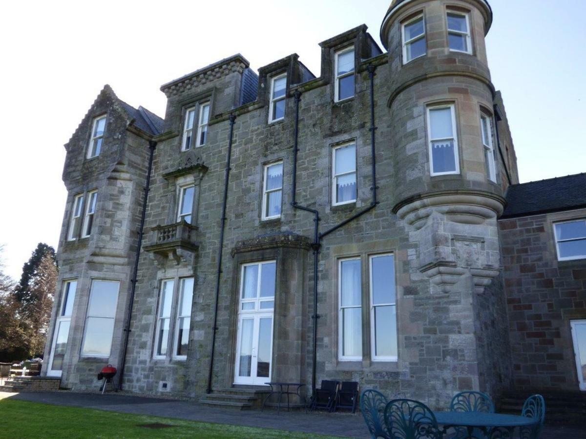 The Pipers No 7 Lomond Castle Apartamento Balloch Exterior foto